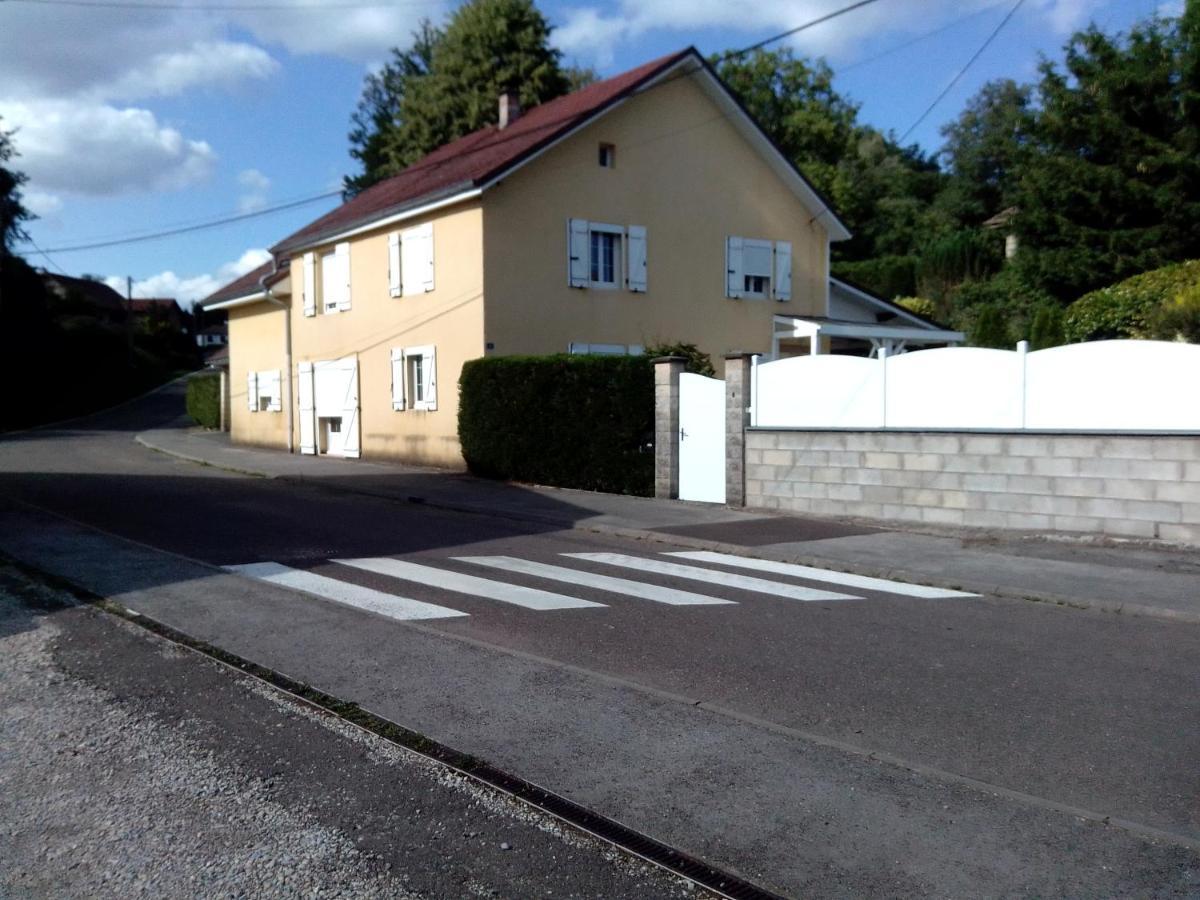 Ferienwohnung Le Jr 70 Relais Motards Magny-Danigon Exterior foto
